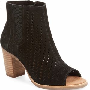 TOM’s Majorca Perforated Suede Bootie Size 5.5